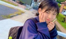 网红吃瓜男扮女装图片大全,笑料百出！